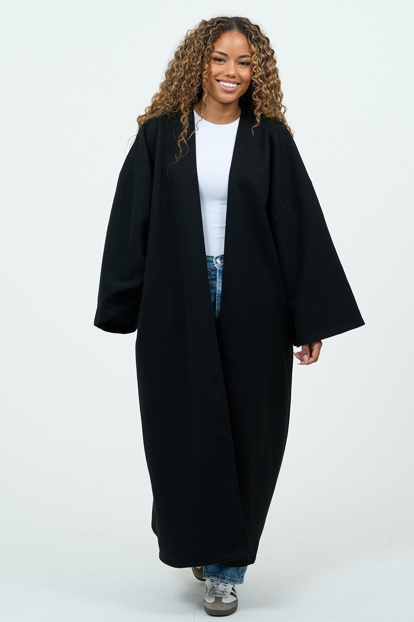 Dicker Basic-Kimono in Schwarz