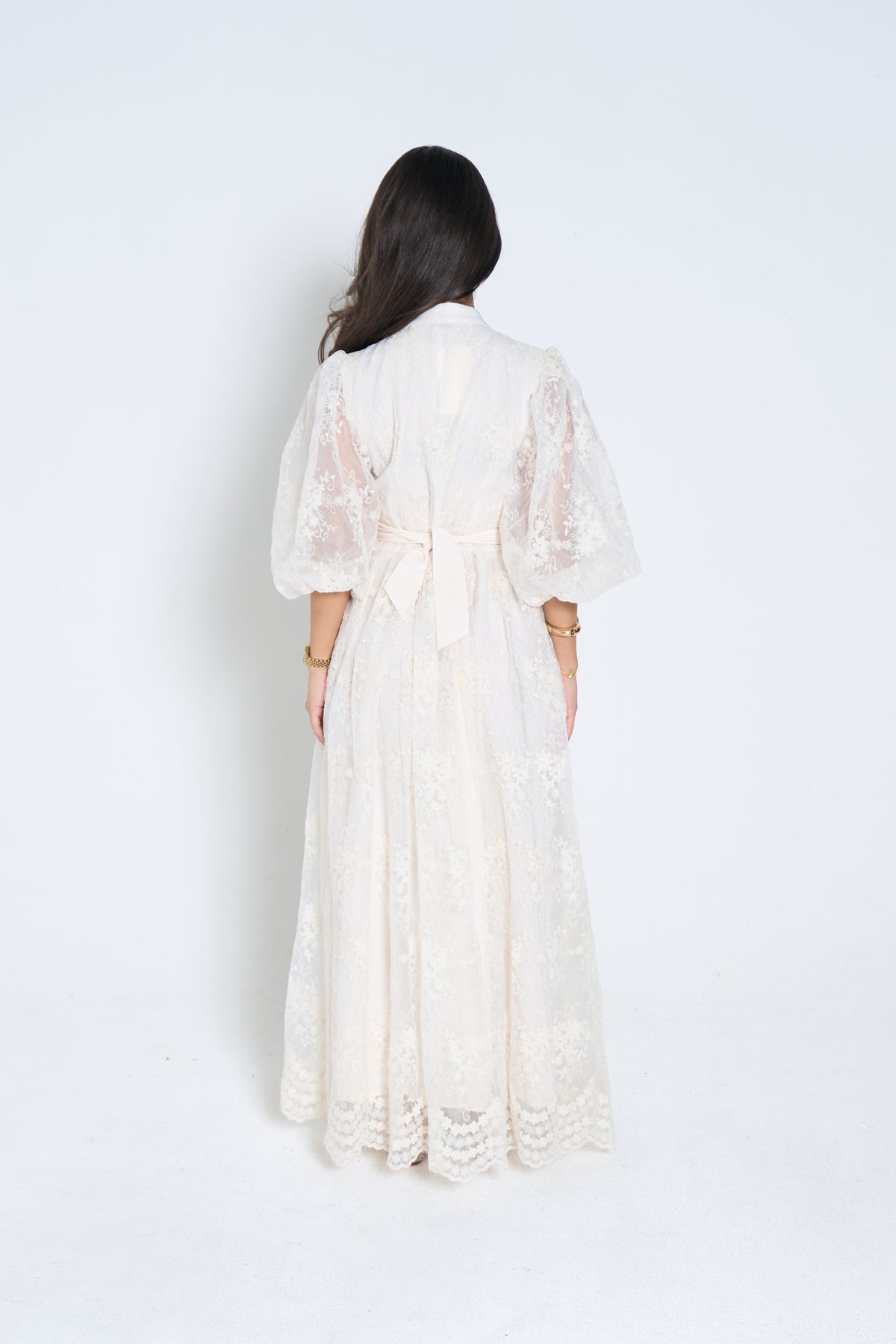 Klassisches Maxikleid aus Spitze-4