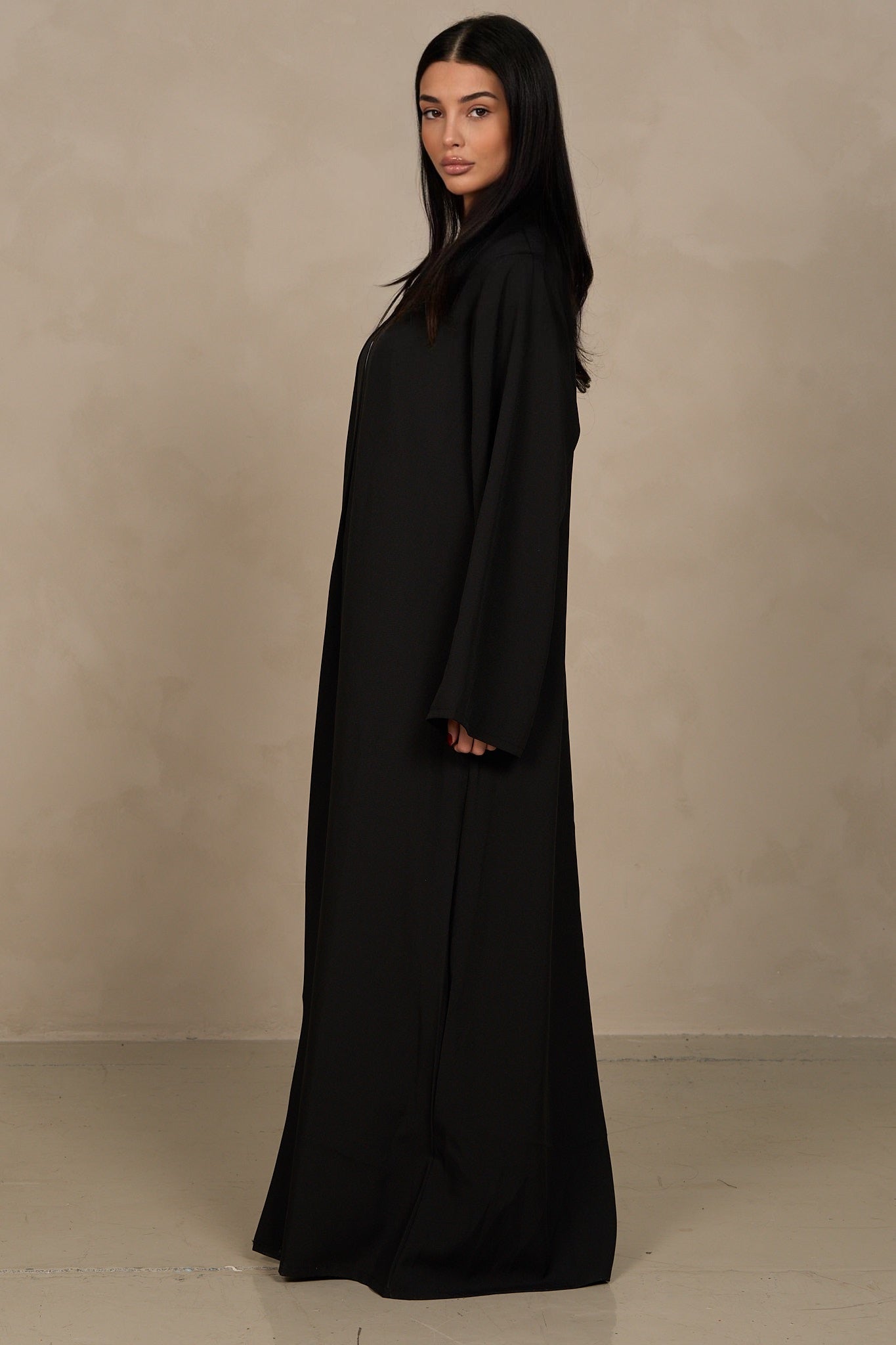 Abaya Régulière Essentielle