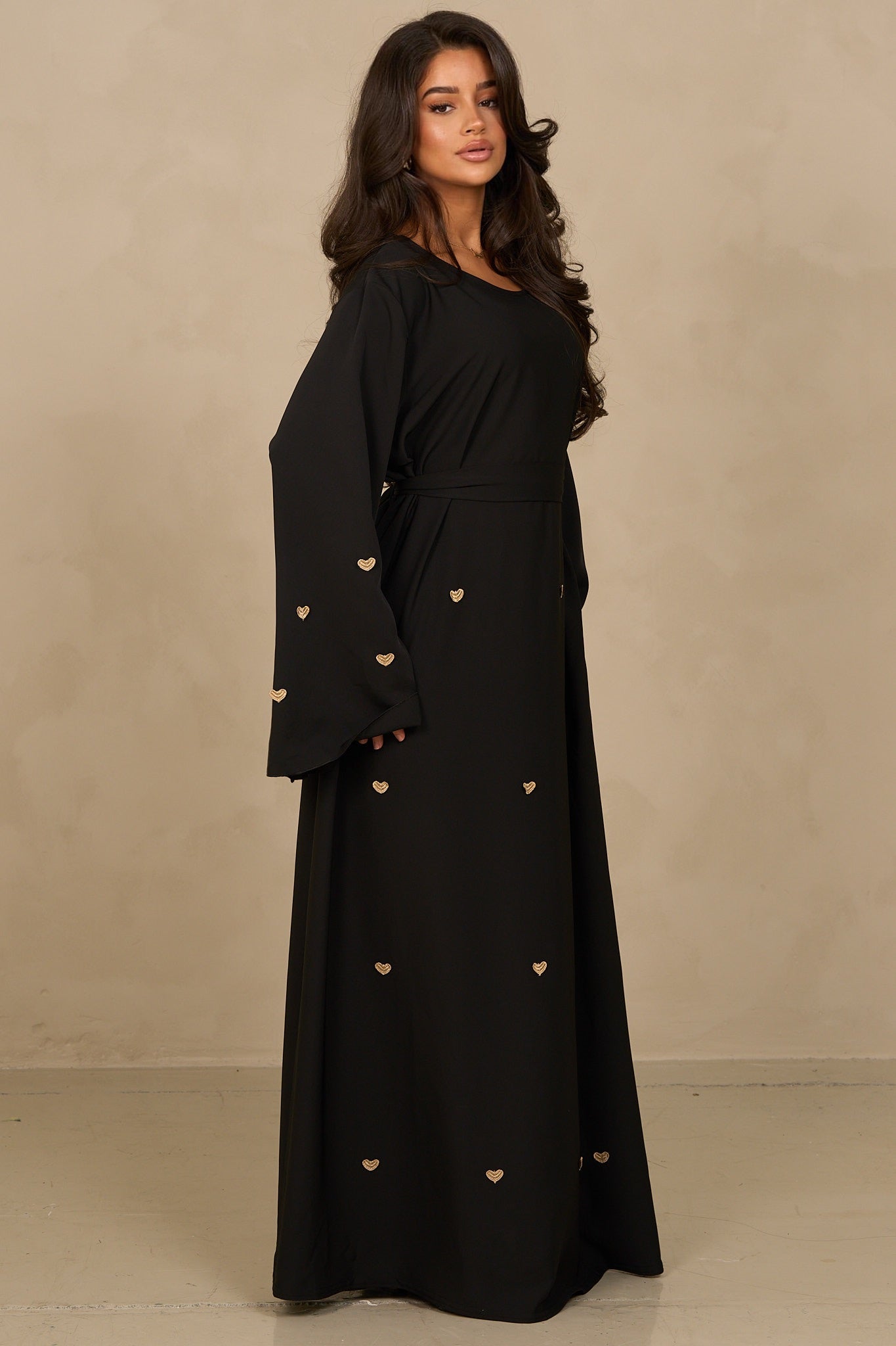 Kleid mit Herzdetail