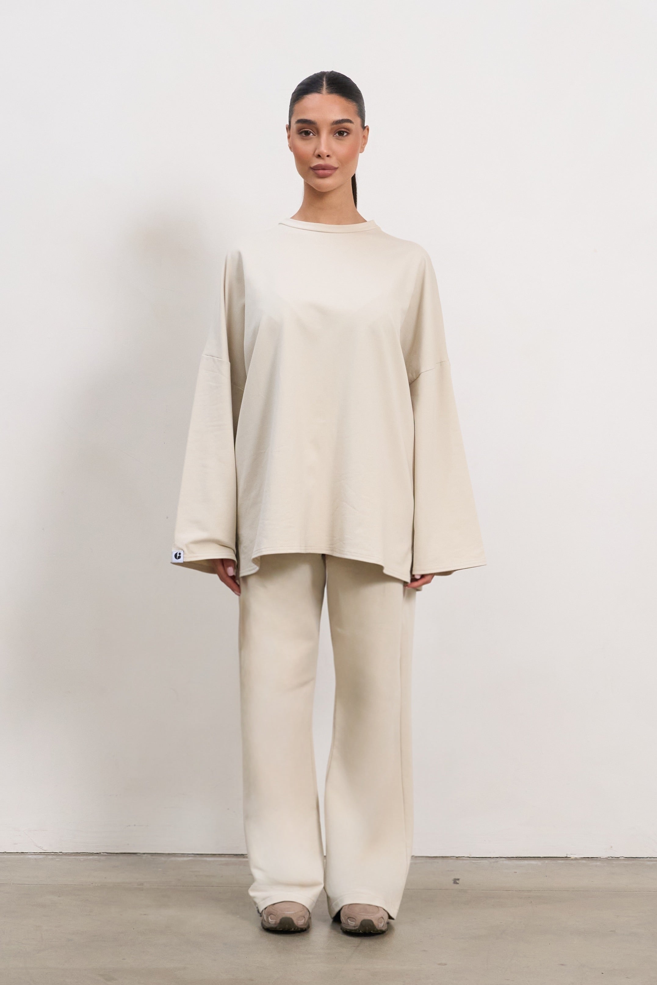 Oversized Long-sleeved T-shirt - Beige-4
