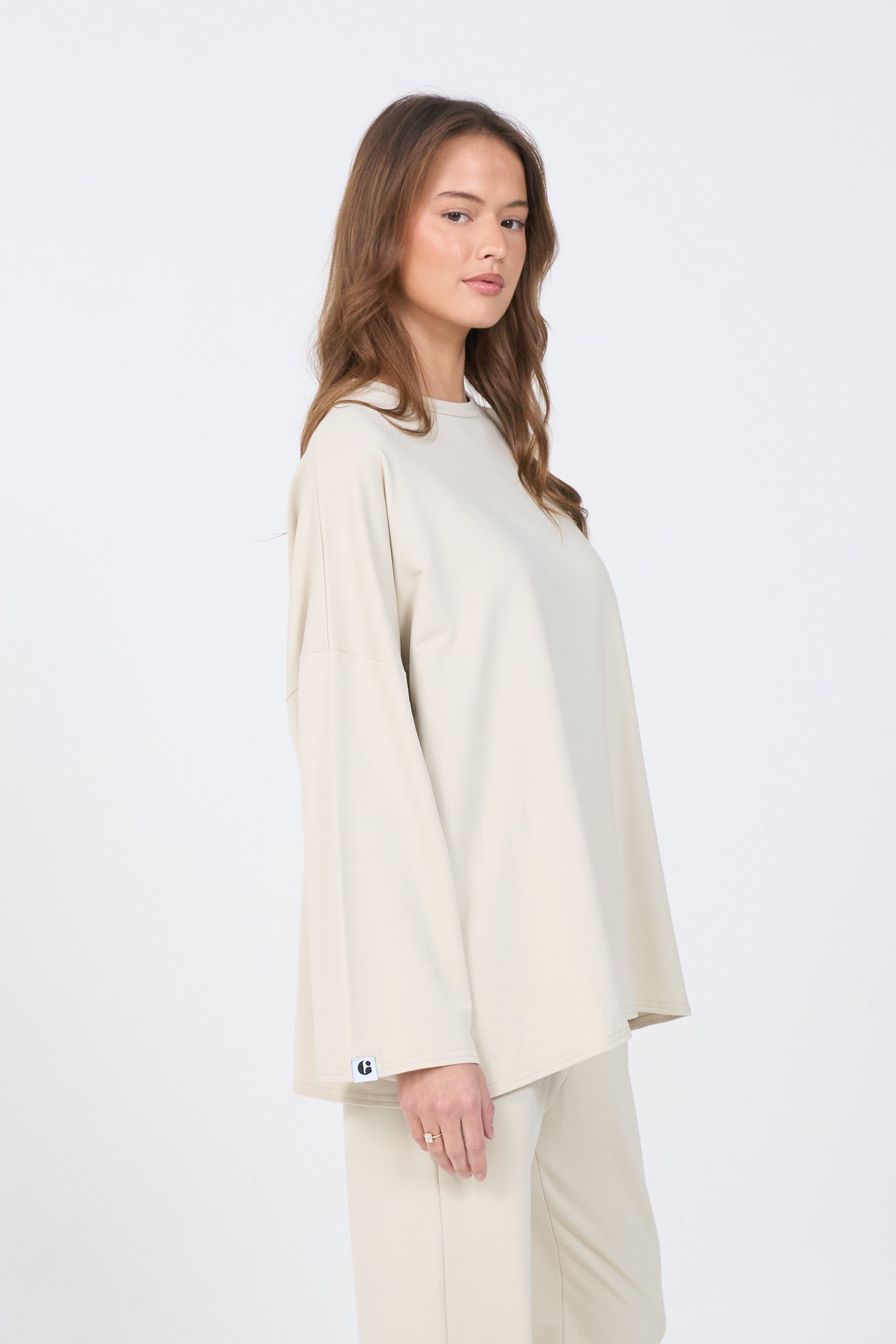 Oversized Long-sleeved T-shirt - Beige-8