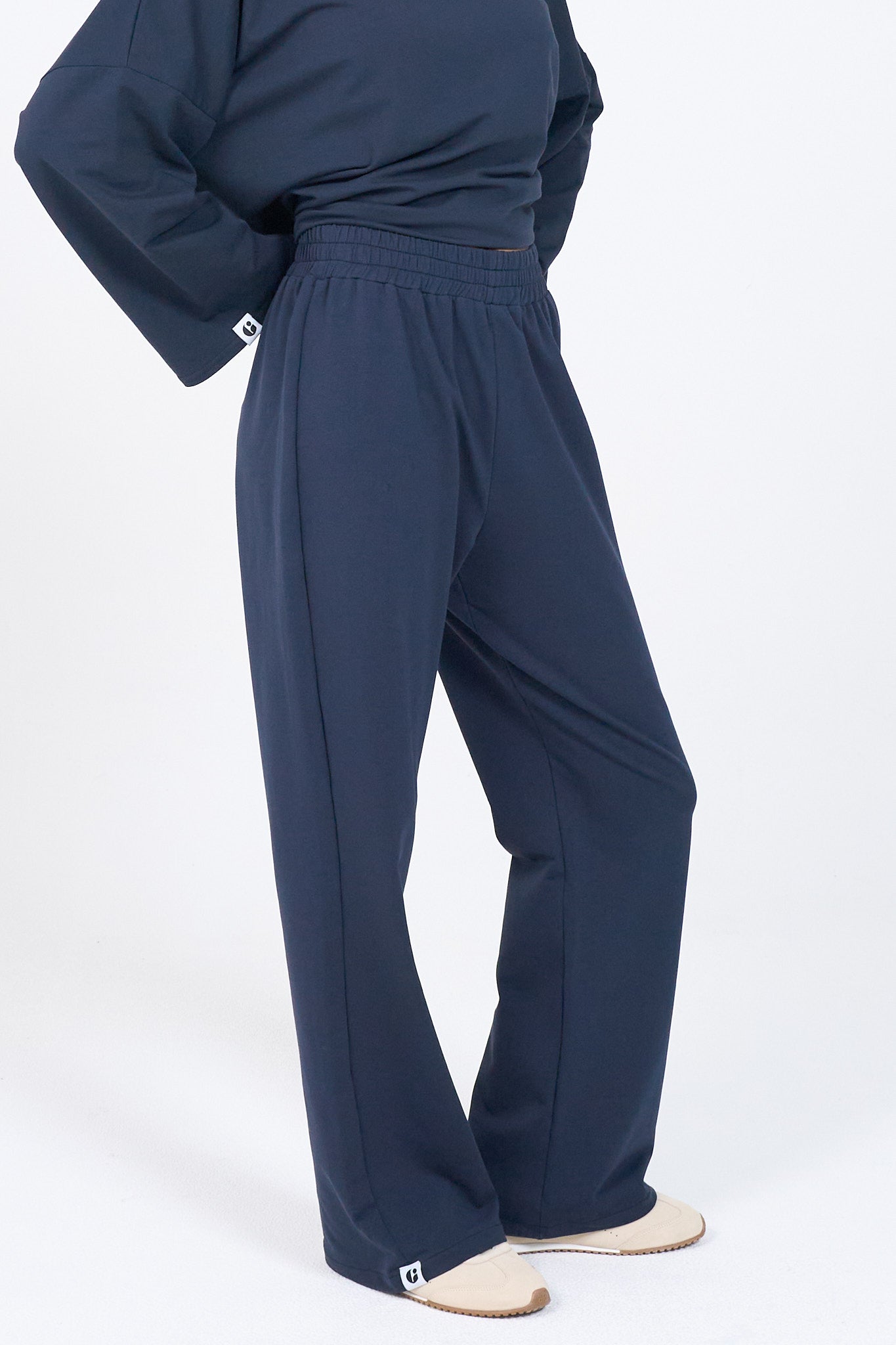 Entspannte weite Hose – Marine